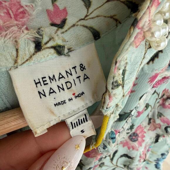 Hemant & Nandita Floral Print Vacation Mini Dress with Pearl Collar Fairy Dress - Picture 3 of 7